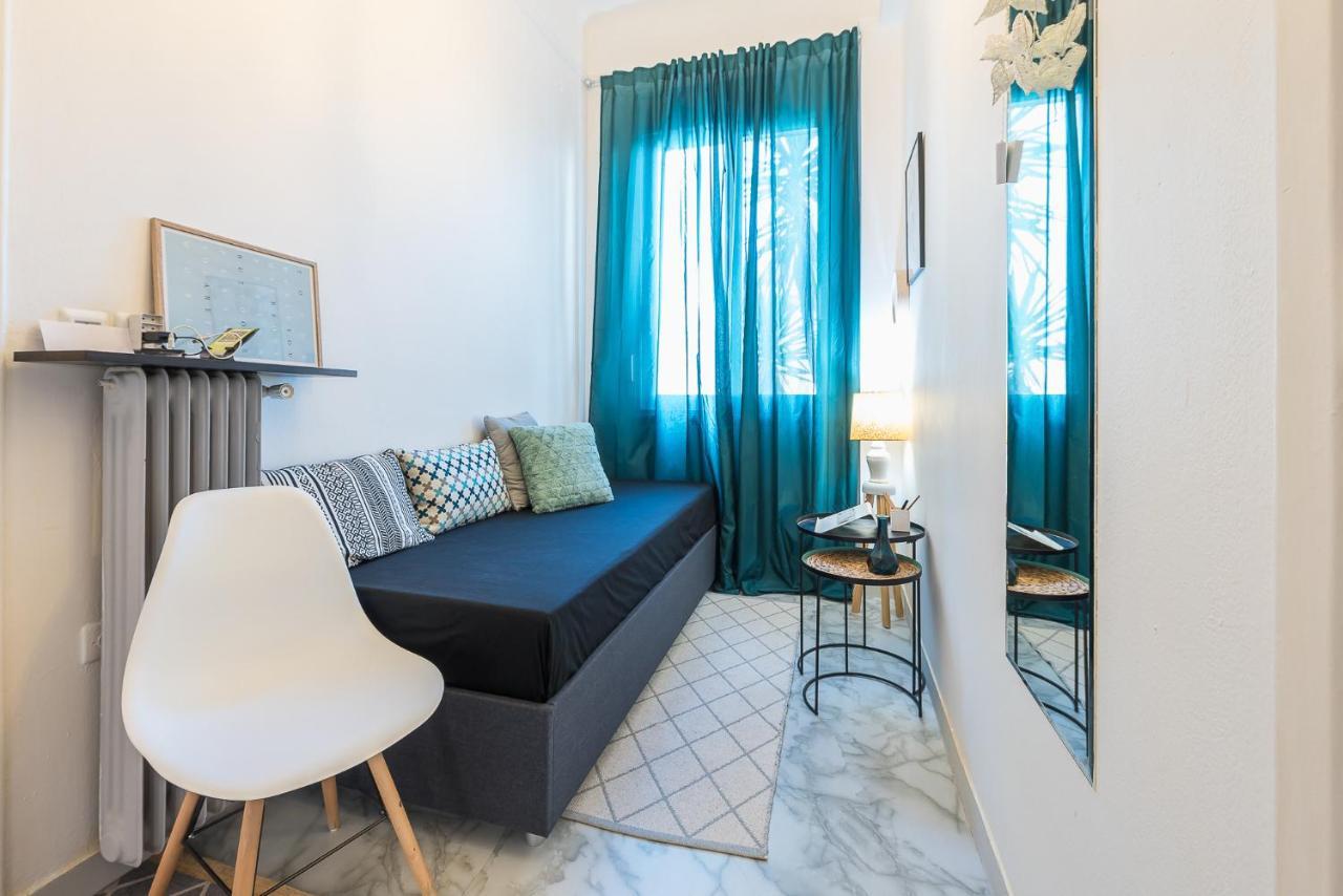 Lovely 1 Bedroom Apartment In Афины Экстерьер фото